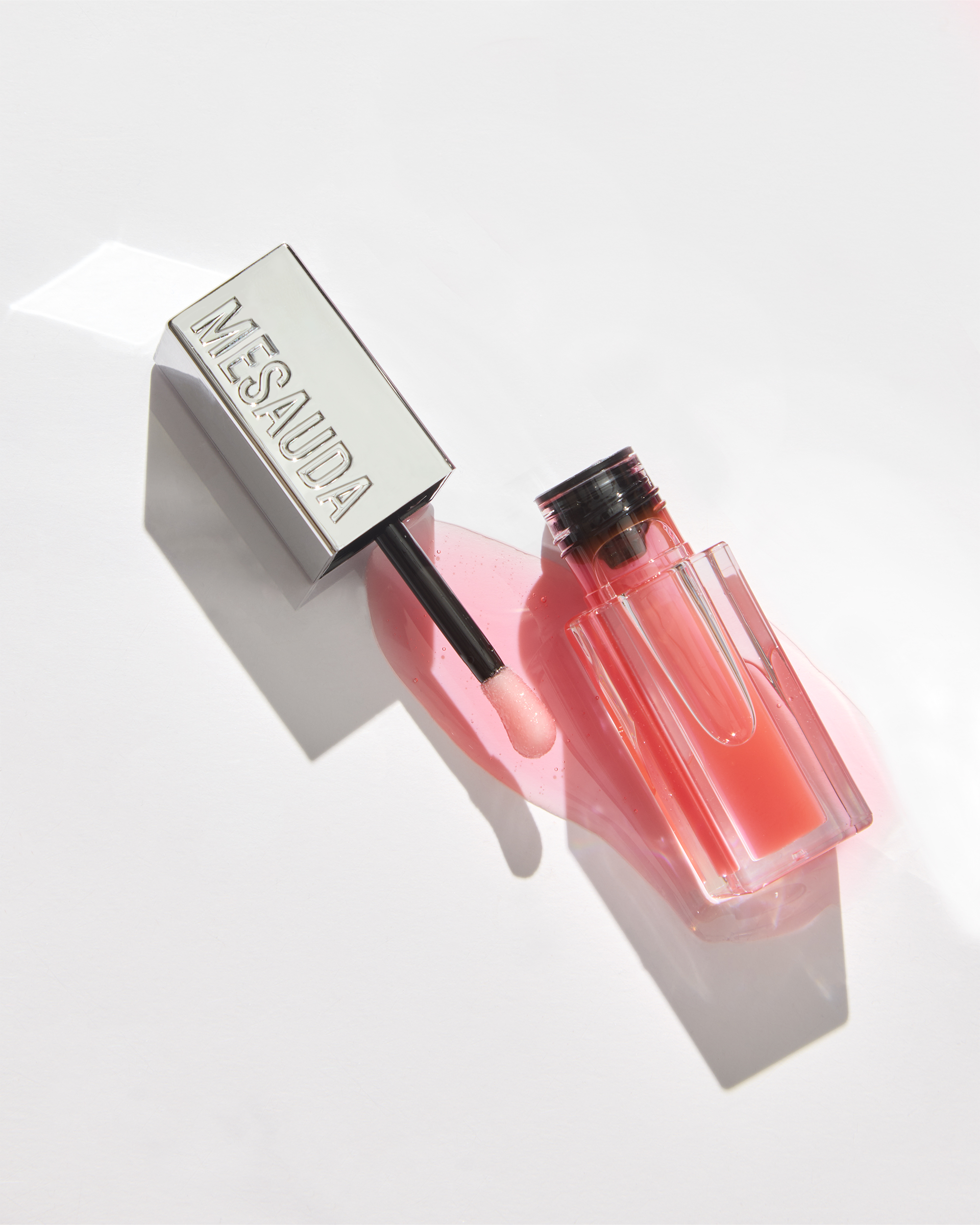 LIPOILOGY™ PEACH BLOSSOM 101 Sz�nezett t�pl�l� ajakolaj, 4 ml